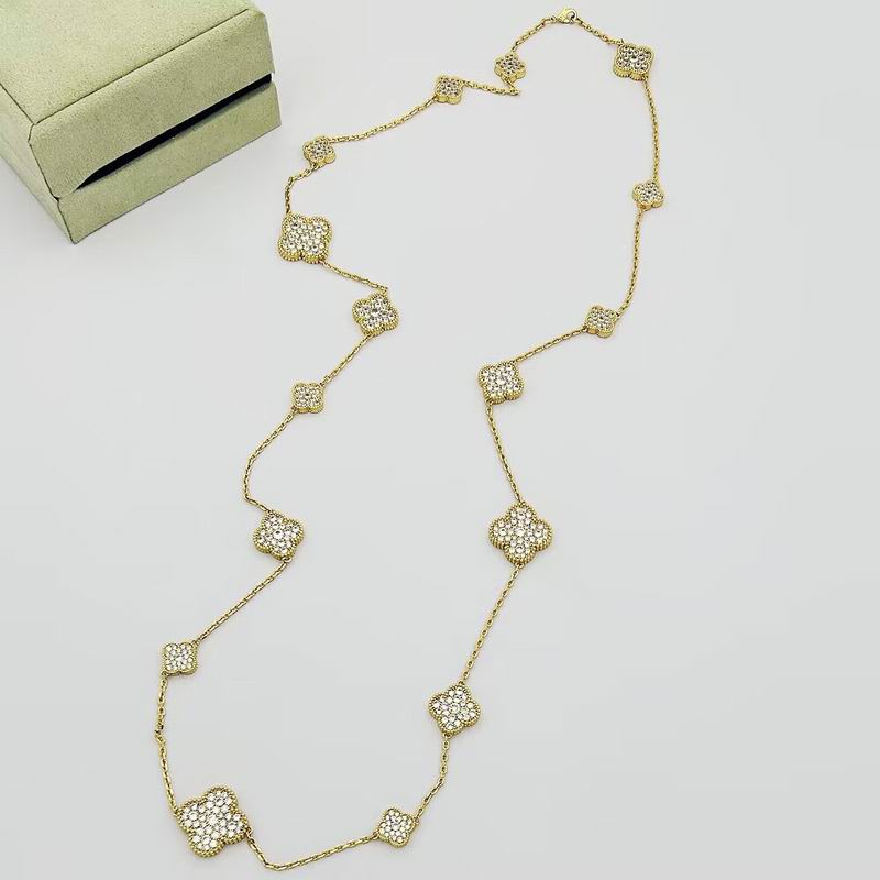 Van Cleef & Arpels Clover Motif Station Necklace