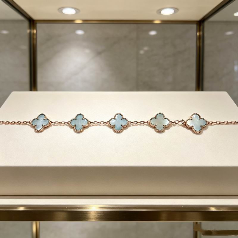 Van Cleef & Arpels Five-Motif Clover Necklace