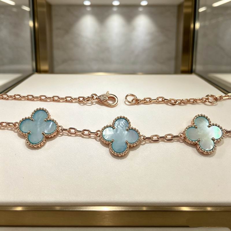 Van Cleef & Arpels Five-Motif Clover Necklace